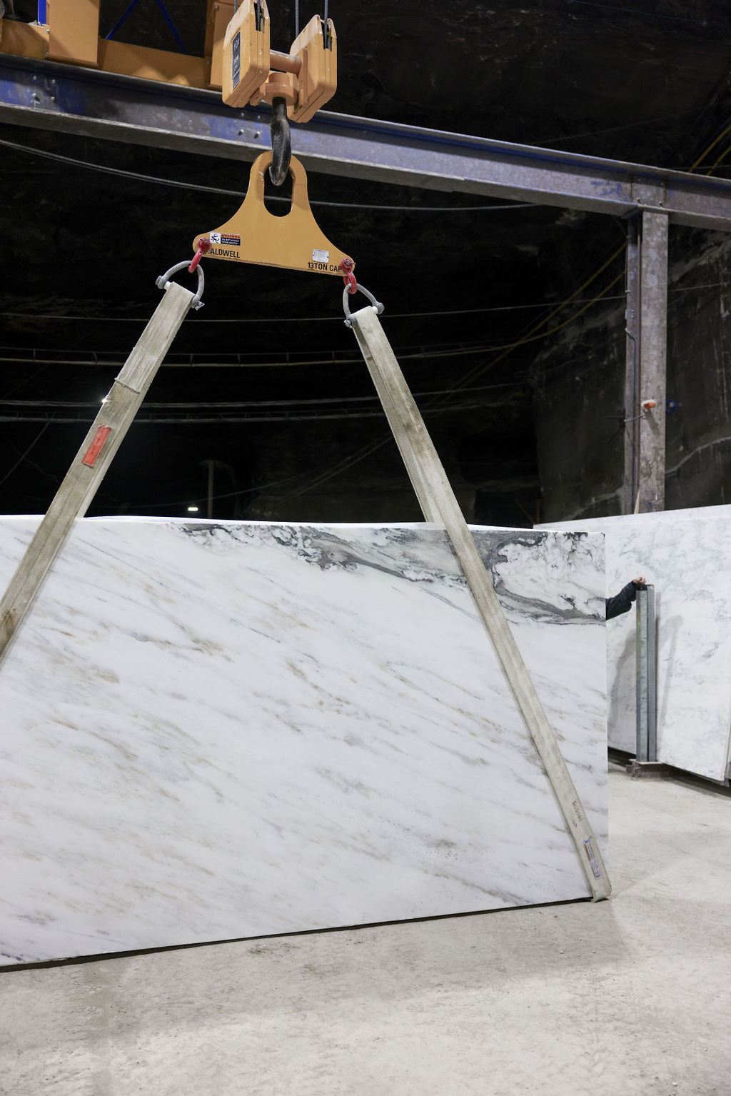 Behind the Stones: Marble Slabs Sourced in the USA – AKDO